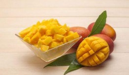 吃小瓜可以和芒果,夏日美味新体验