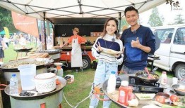 瞎逛吃瓜,揭秘街头美食背后的故事