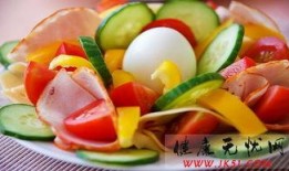 吃生瓜危害吃生黄瓜危害,揭秘食用未熟蔬菜的危害