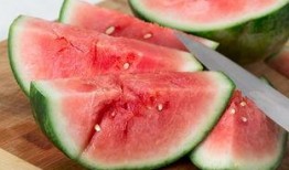 最新火爆吃瓜,揭秘最新火爆吃瓜事件背后的真相