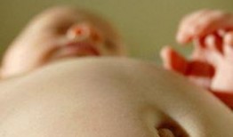 吃小白瓜肚子胀气吗,小白瓜食用后肚子胀气？揭秘原因及应对方法