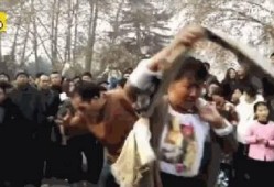 吃瓜群众大妈,揭秘娱乐圈那些事儿