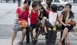 东莞女吃瓜,揭秘网络热议背后的真相与反思