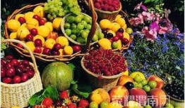 泰和府吃瓜,夏日炎炎，吃瓜解暑，品味传统美食风情