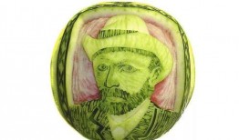 泰和府吃瓜,夏日炎炎，吃瓜解暑，品味传统美食风情