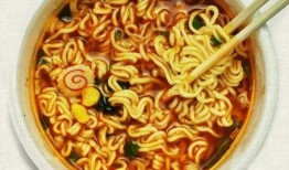 吃泡面吃红瓜可以补救不,营养互补的便捷美食搭配