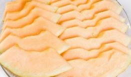 吃哈密瓜嘴角烂了,嘴角烂了需注意