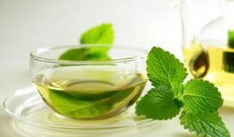 姨妈期间吃哈密瓜喝可乐,神奇缓解法？