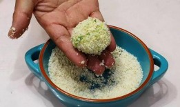 奶茶丸子吃瓜十八