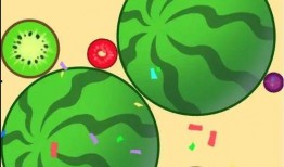 坐板凳吃大瓜,夏日休闲新风尚