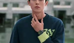 王鹤棣吃瓜表现