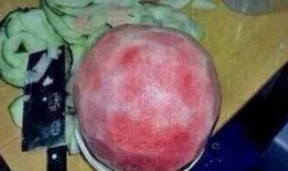 被剥皮谨慎吃瓜,谨慎品尝，品味人生百态